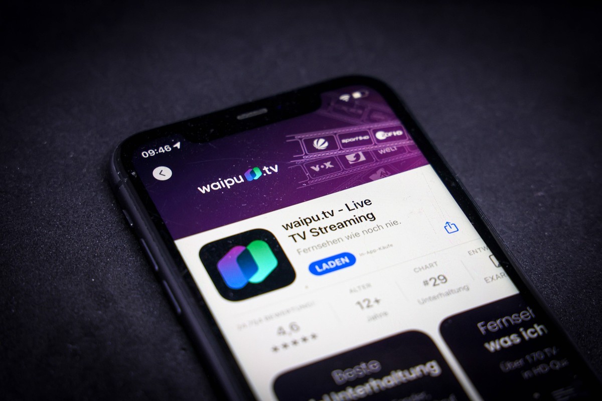 App Store - Apple 01.09.2023: Apple App Store auf einem iPhone. Favoriten der Woche. Waipu.tv - Live TV Streaming *** App Store Apple 01 09 2023 Apple App Store on an iPhone Favorites of the Week Waip ...