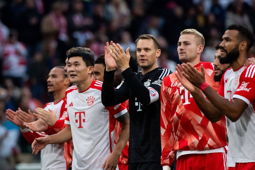 Minjae Kim FC Bayern Muenchen, 03, Manuel Neuer FC Bayern Muenchen, 01, Matthijs de Ligt FC Bayern Muenchen, 04 jubeln ueber den Sieg, GER, FC Bayern Muenchen FCB vs SV Darmstadt 98 SVD, Fussball Bund ...