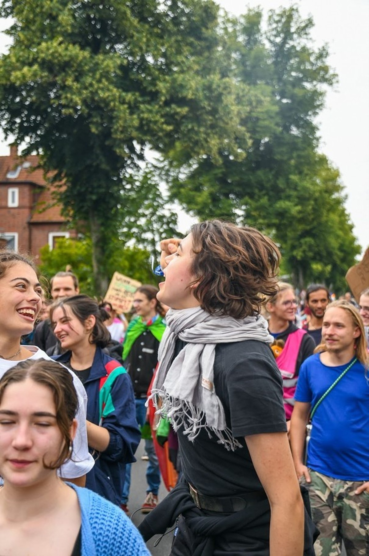 Helena Marschall schreibt, spricht und organisiert seit Stunde eins bei Fridays for Future.