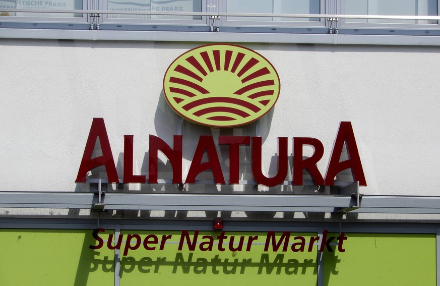 Logo Schriftzug von Alnatura Super Natur Markt an einer Filiale, aufgenommen am 23.06.2017 in K