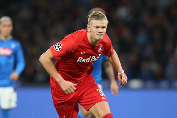 SOCCER - UEFA CL, Napoli vs RBS NAPLES,ITALY,05.NOV.19 - SOCCER - UEFA Champions League, group stage, SSC Napoli vs Red Bull Salzburg. Image shows the rejoicing of Erling Braut Haaland RBS. PUBLICATIO ...