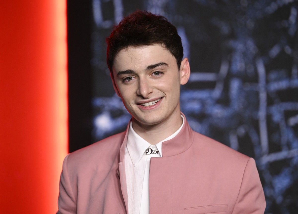 ARCHIV - 14.05.2022, USA, New York: Noah Schnapp kommt zur Premiere der vierten Staffel von �Stranger Things� in den Netflix Studios Brooklyn. (zu dpa: ��Stranger Things�-Star Schnapp spricht �ber sei ...