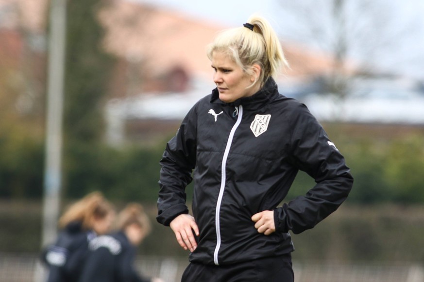 Erste Trainerin in der Oberliga im Männerfußball: Imke Wübbenhorst.