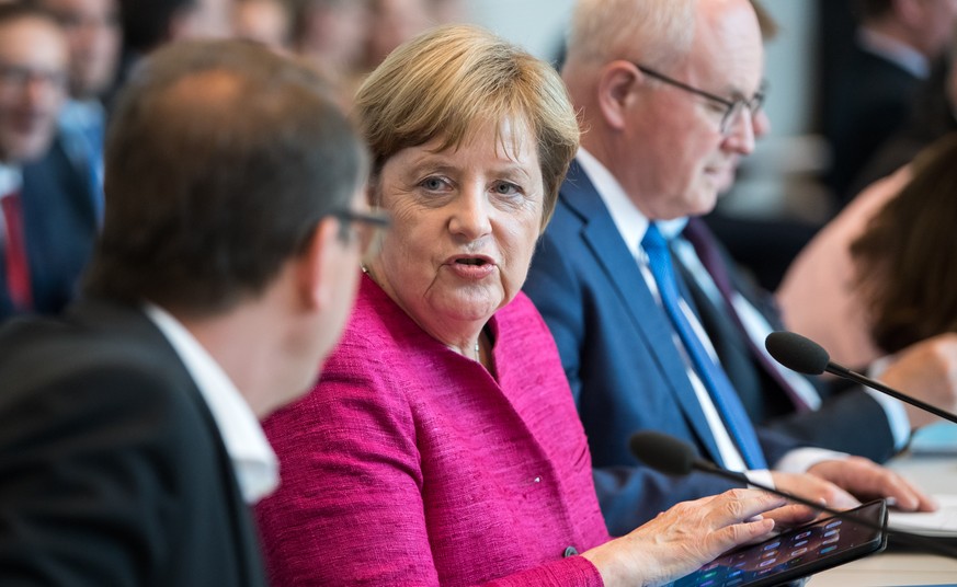 Um diesen Punkt aus Seehofers "Masterplan" streiten CDU und CSU so erbittert