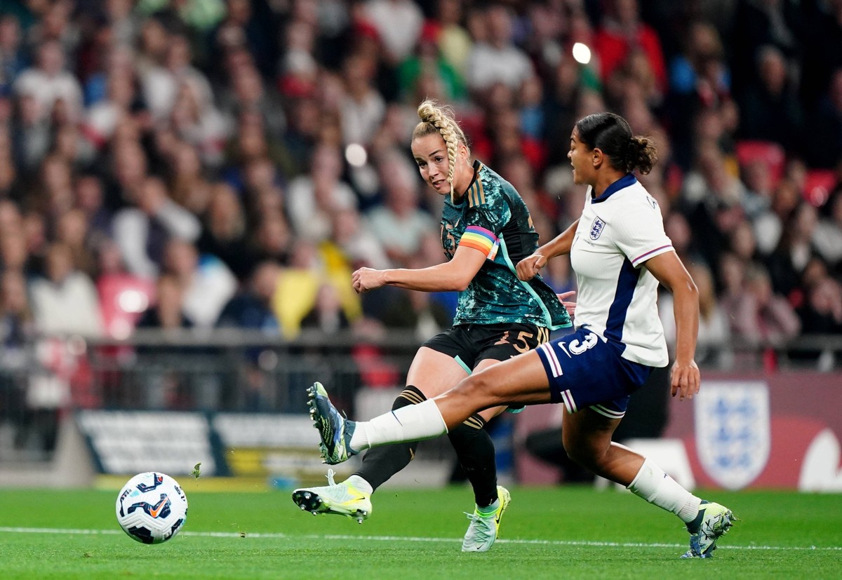 England v Germany - International Friendly, L