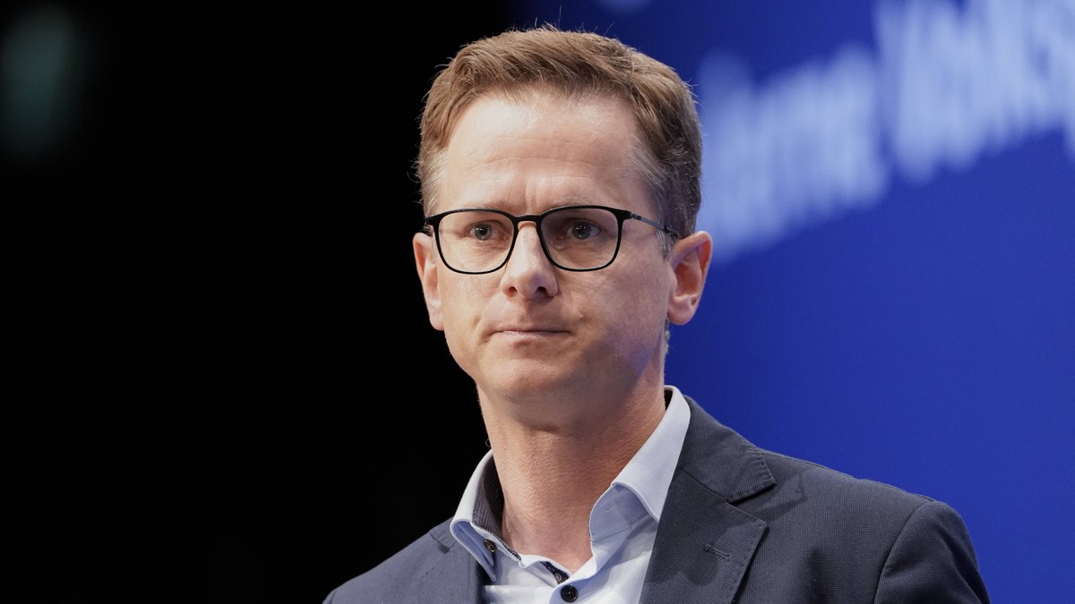 Deutschlandtag der Jungen Union Deutschlands Aktuell, 16.10.2021, Muenster, Carsten Linnemann Mitglied des Bundestag beim Pitch im Rahmen des Deutschlandtag der Jungen Union Deutschlands Muenster Nord ...