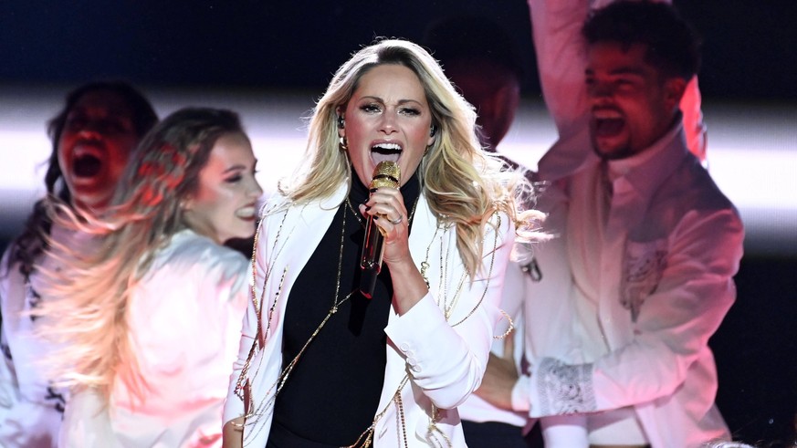 Helene Fischer in der ZDF-Unterhaltungsshow Wetten, dass.. live aus der Messehalle. N