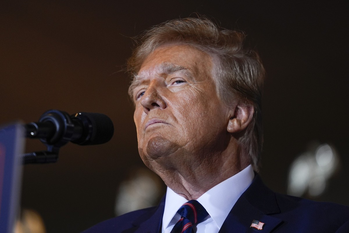 Republican presidential candidate former President Donald Trump speaks at a primary election night party in Nashua, N.H., Tuesday, Jan. 23, 2024. (AP Photo/Matt Rourke)
