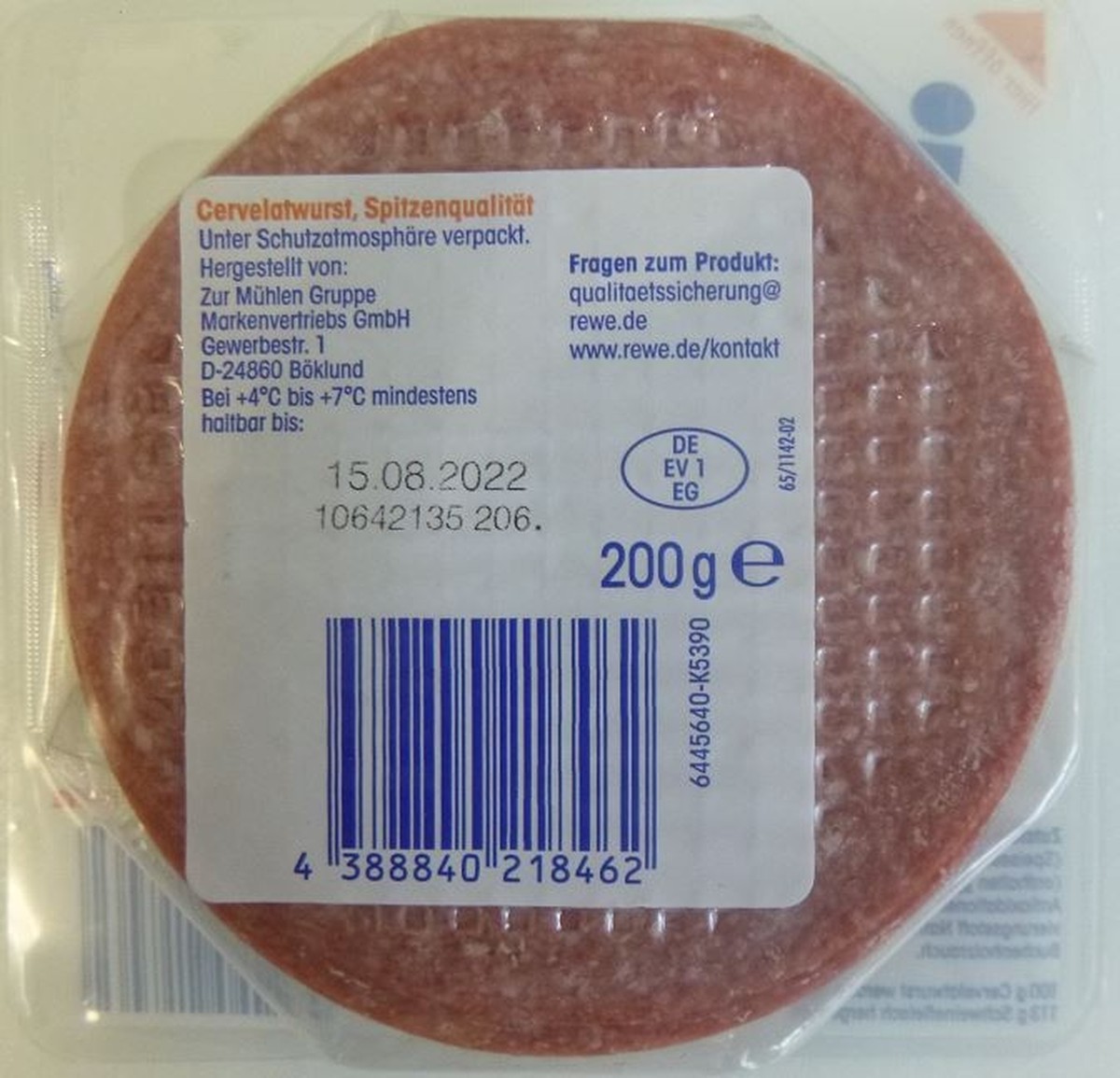 Das Haltbarkeitsdatum befindet sich auf der Rückseite der Verpackung.