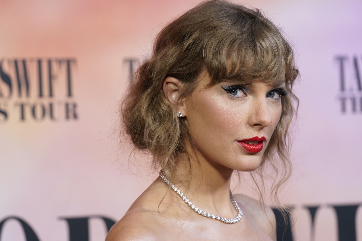 11.10.2023, USA, Los Angeles: Taylor Swift kommt zur Weltpremiere des Films "Taylor Swift: The Eras Tour" im AMC The Grove 14. Foto: Chris Pizzello/Invision/AP/dpa +++ dpa-Bildfunk +++