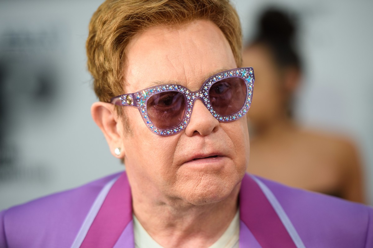 Elton John Aids Foundation - A Midsummer Party - Antibes. Elton John attending the Elton John Aids Foundation Midsummer Party at Jean Pigozzi's Villa Dorane, Antibes, France. URN:44291555 |