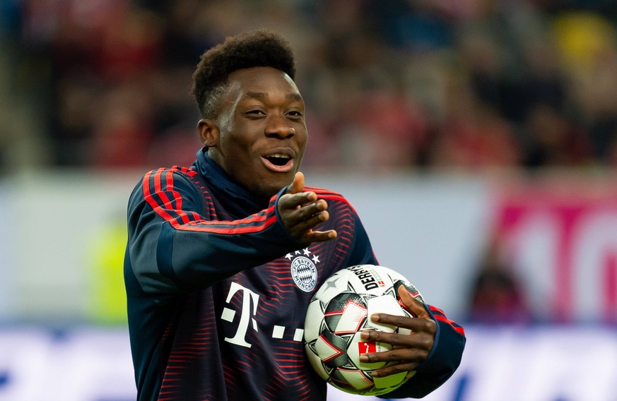 Duesseldorf, Germany 13.01.2019, Telekom Cup 2019, 1. Halbfinale, Fortuna Duesseldorf - FC Bayer Muenchen, Alphonso Davies (FCB) gestikuliert, gestures ( DeFodi001 *** Duesseldorf Germany 13 01 2019 T ...