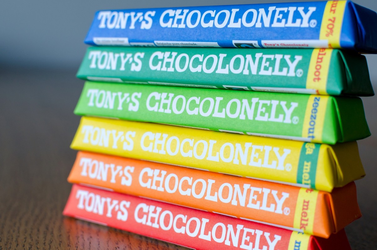 Die Schokolade des niederländischen Herstellers Tony's Chocolonely ist auch in Deutschland beliebt.