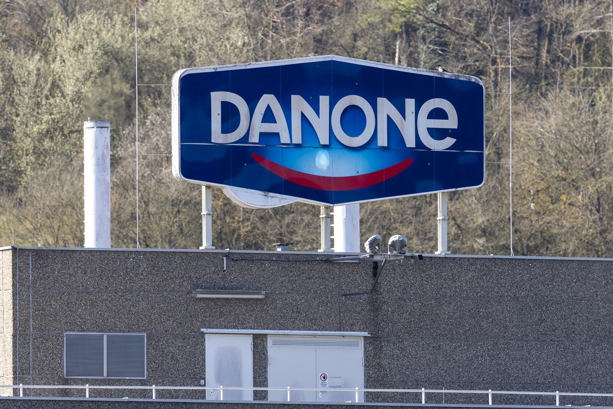 03.04.2025, Bayern, Ochsenfurt: Das Logo des von der Schlie