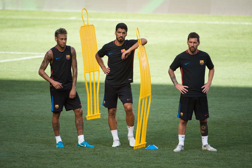 Bildeten beim FC Barcelona das berühmt berüchtigte Sturmtrio "MSN": Lionel Messi (von rechts), Luis Suárez und Neymar. 