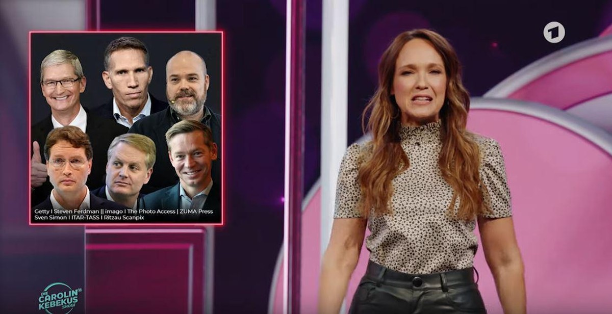 Carolin Kebekus mit den Chefs der Großkonzerne.
