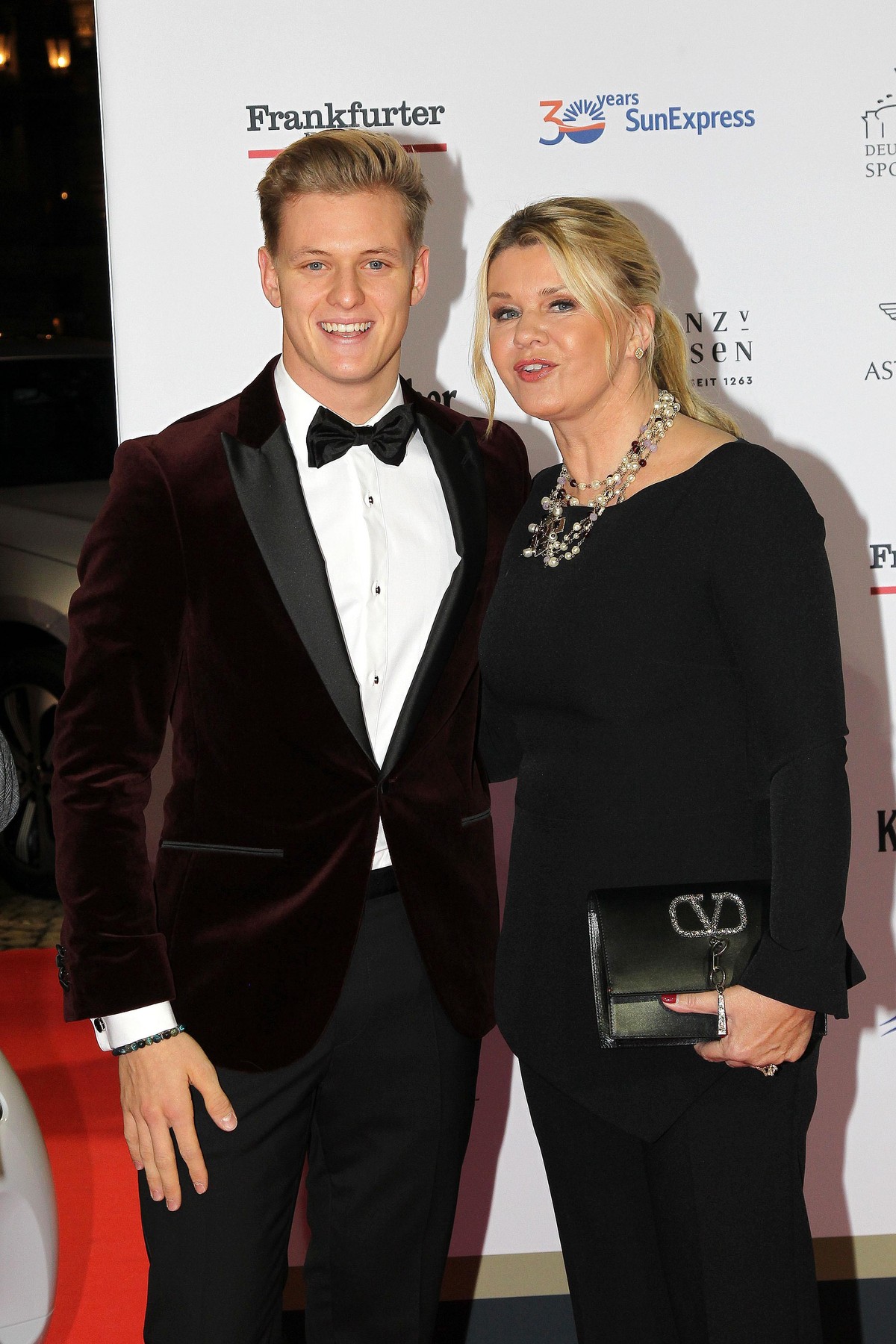 Corinna mit Sohn Mick Schumacher auf dem Sportpresseball 2019
