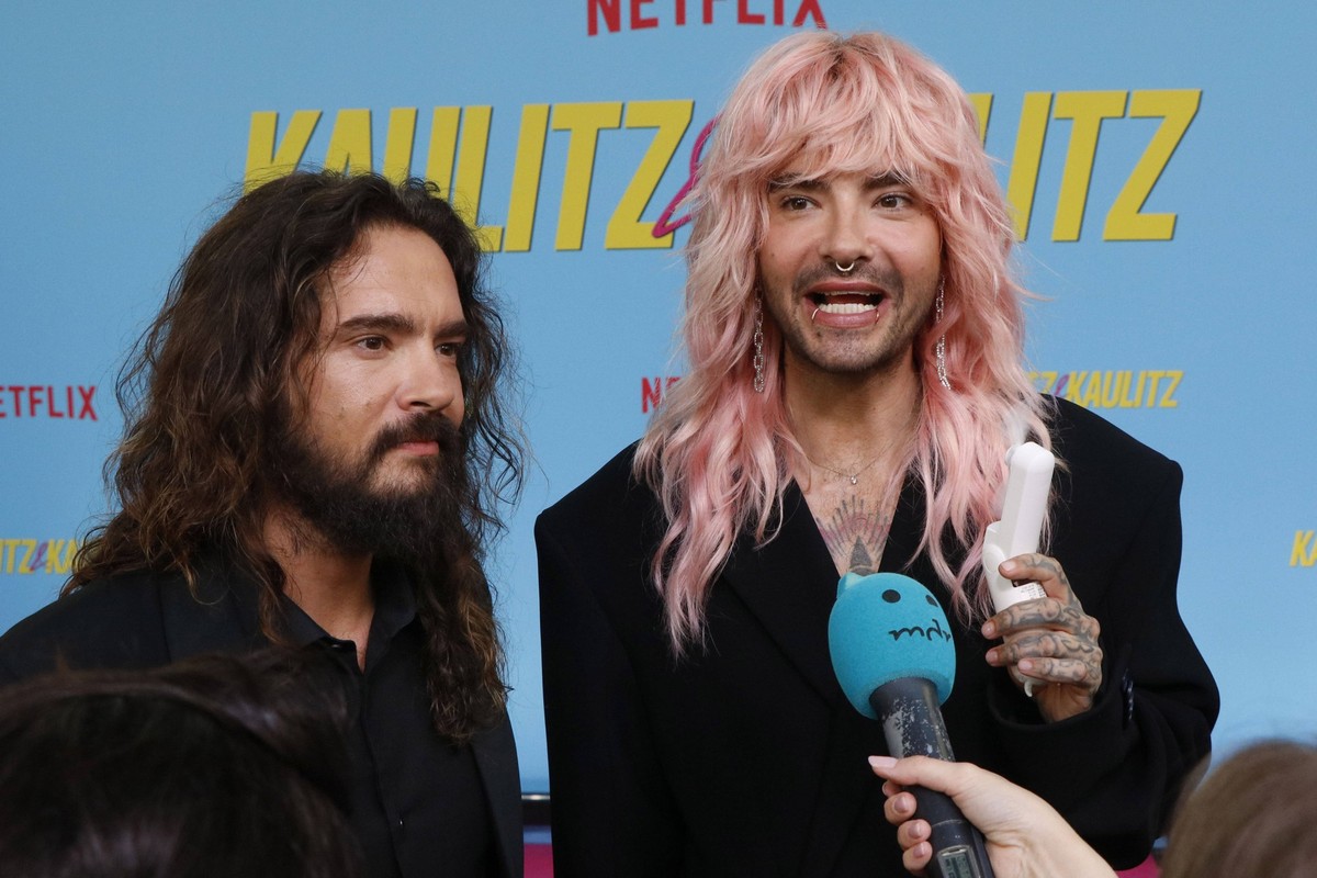 Kaulitz &amp; Kaulitz , Filmpremiere im Delphi Filmpalast, Berlin, 21.06.2024 Bill Kaulitz und Tom Kaulitz bei der Premiere der Kaulitz &amp; Kaulitz Netflix Realityserie im Delphi Kino in Berlin am 2 ...