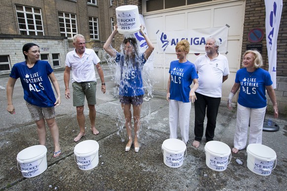 - LEUVEN, BELGIUM: CEO of ALS Liga Belgie - Ligue SLA Belgique Evy Reviers, actor Erik Goris, Model Anouck Lepere, actress Marleen Merckx, cabaretier Mong Rosseel and actress Leah Thys pictured during ...