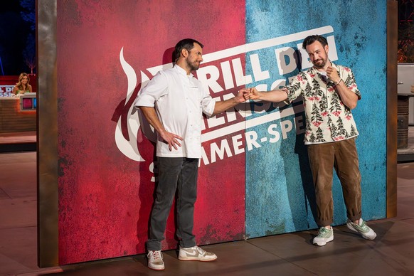 Steffen Henssler (l.) und Jan Köppen
Die Verwendung des sendungsbezogenen Materials ist nur mit dem Hinweis und Verlinkung auf RTL+ gestattet.