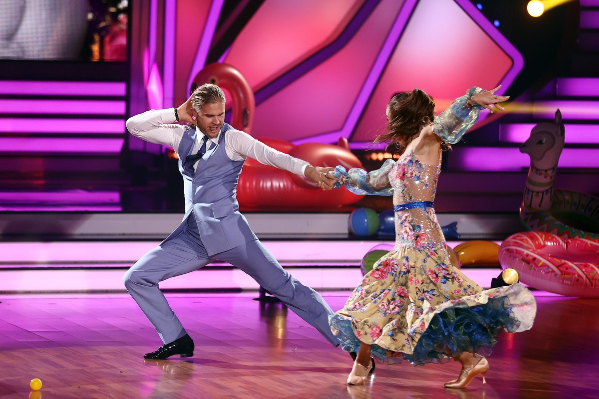 COLOGNE, GERMANY - APRIL 09: Rurik Gislason and Renata Lusin perform on stage during the 5th show of the 14th season of the television competition &quot;Let&#039;s Dance&quot; on April 09, 2021 in Col ...
