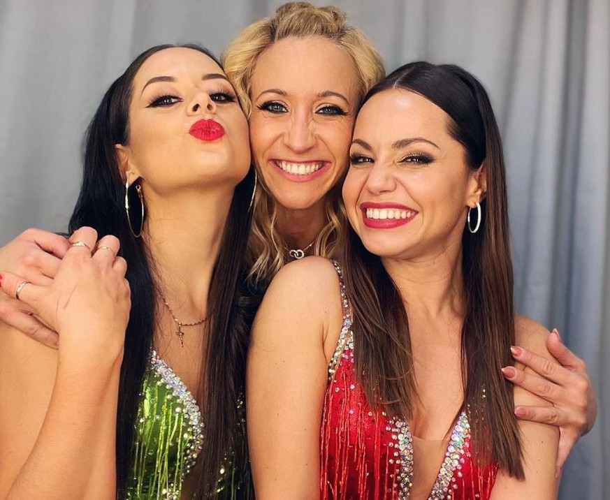Die Tänzerinnen Malika, Kathrin und Christina sind hier während der "Let's Dance"-Tour zu sehen.