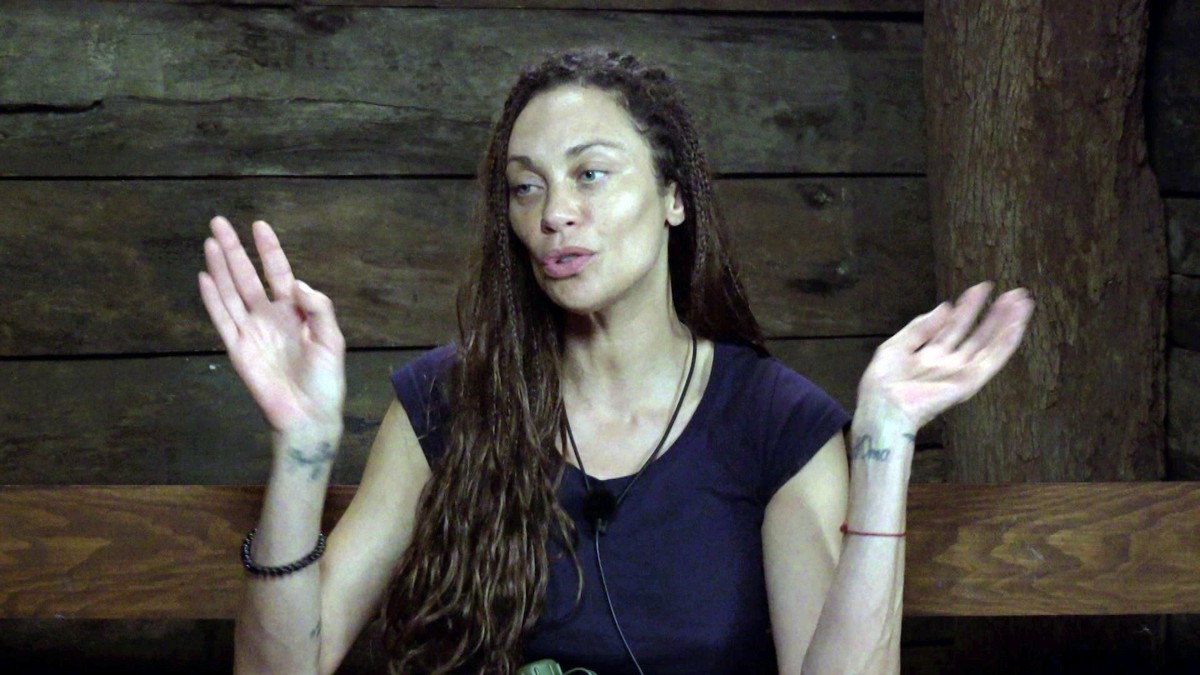 Sam und Alessia kommen mit null Sternen zurück ins Camp. Lilly Becker ist am Limit. Sie versteht nicht, warum Sam erneut "Ich bin ein Star Holt mich hier raus!" gerufen hat.
+++ Die Verwend ...