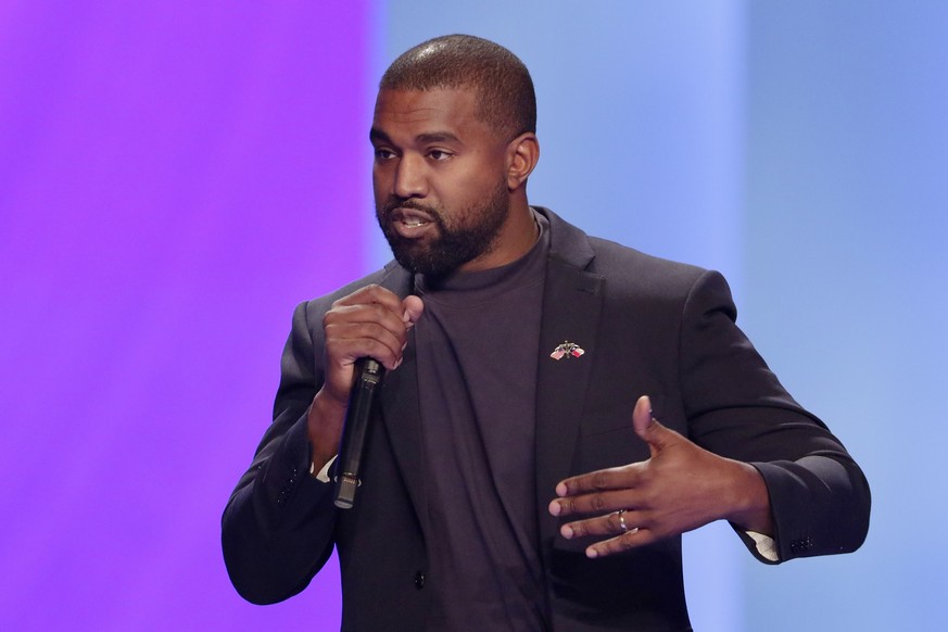 ARCHIV - 17.11.2019, USA, Houston: US-Rapper Kanye West spricht w