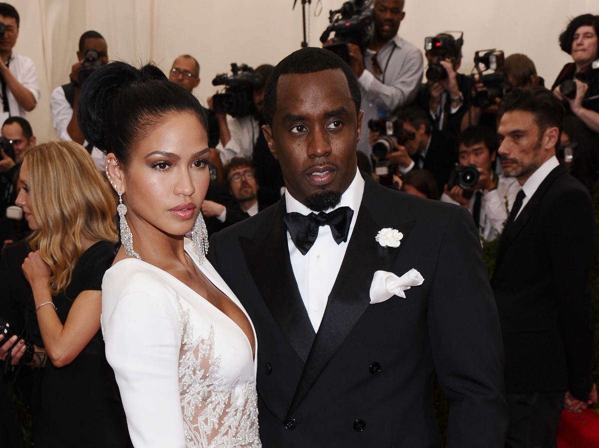 ARCHIV - 04.05.2015, USA, New York: Cassie Ventura, links, und Sean &quot;Diddy&quot; Combs kommen zur Benefizgala des Metropolitan Museum of Art zum Thema &quot;China&quot;: Through the Looking Glass ...