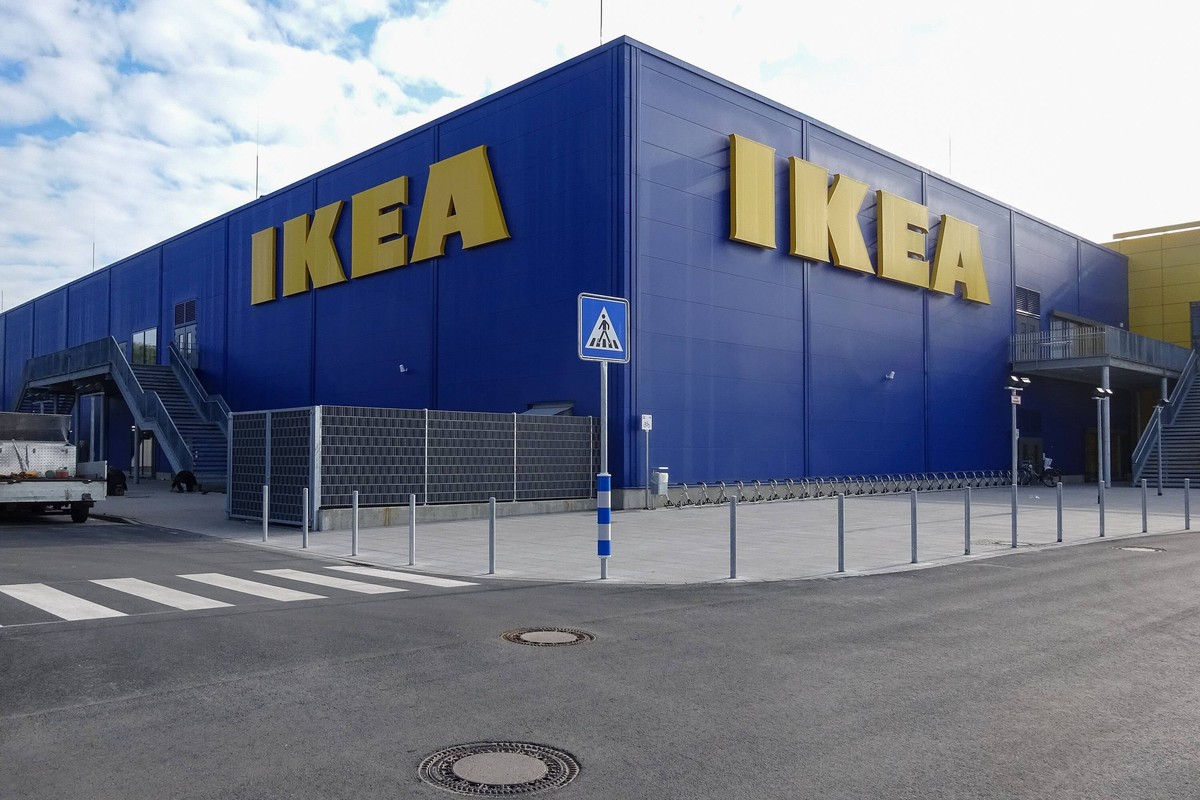 Wuppertal IKEA Logos auf dem Moebelhaus in Wuppertal, IKEA, Themenbild, Symbolbild, 11.09.2016, Copyright: xDeutzmannx/xEibner-Pressefotox EP_cdn
Wuppertal IKEA Logo on the Furniture store in Wuppe ...