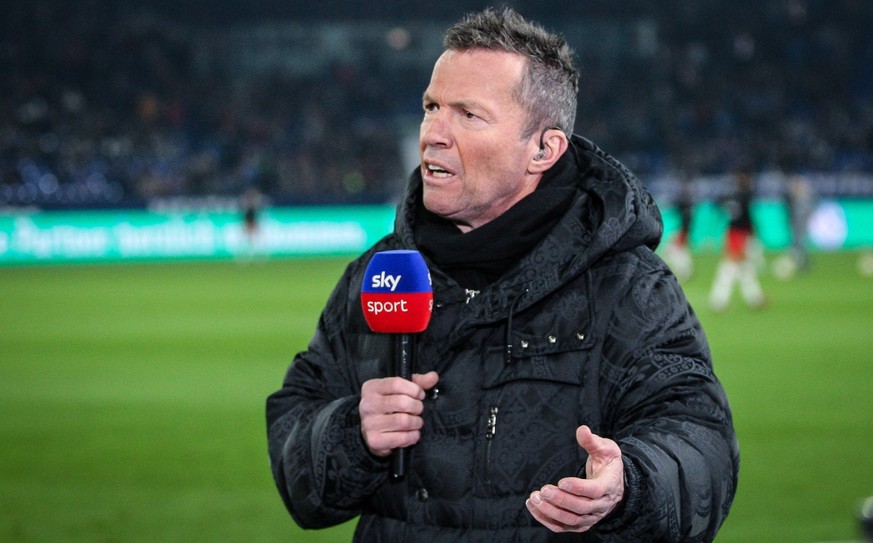 1. Fussball Bundesliga, Schalke 04 vs. VfB Stuttgart, 25.02.2023 Sky Experte Lothar Matthäus -- DFL REGULATIONS PROHIBIT ANY USE OF PHOTOGRAPHS AS IMAGE SEQUENCES AND/OR QUASI-VIDEO. *** 1 Football Bu ...