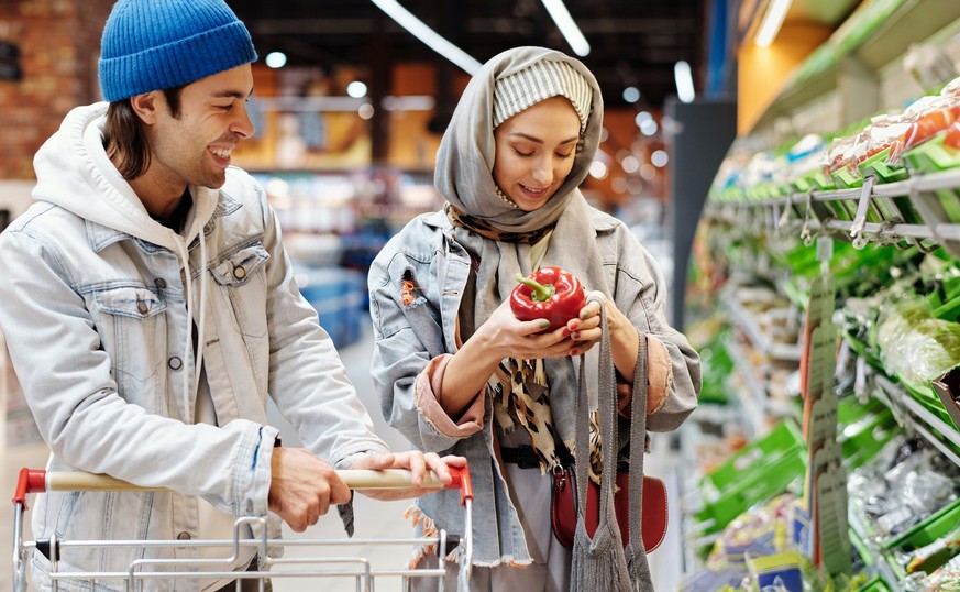 Beliebte Supermarkt-Ketten haben einen Pakt unterzeichnet, um Lebensmittelverschwendung in Deutschland zu mindern.