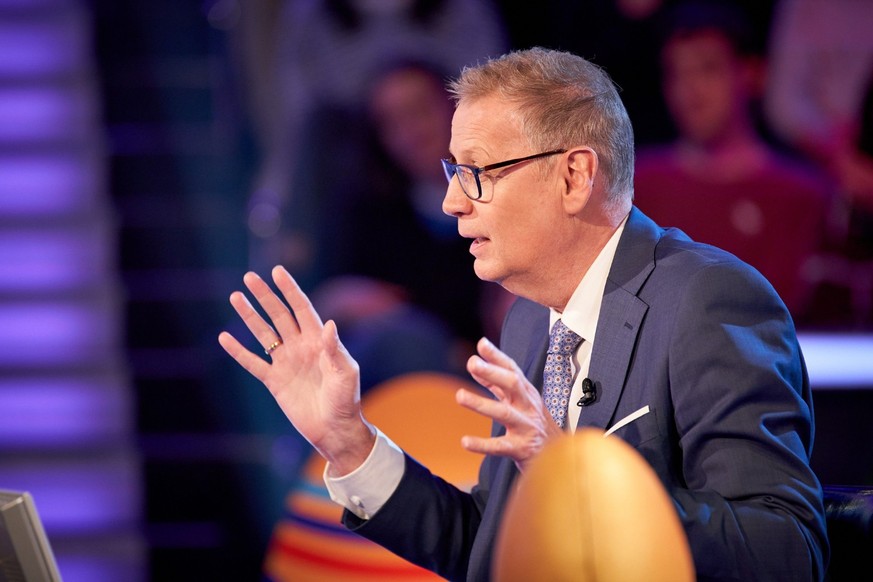 Moderator Günther Jauch

Die Verwendung des sendungsbezogenen Materials ist nur mit dem Hinweis und Verlinkung auf RTL+ gestattet.