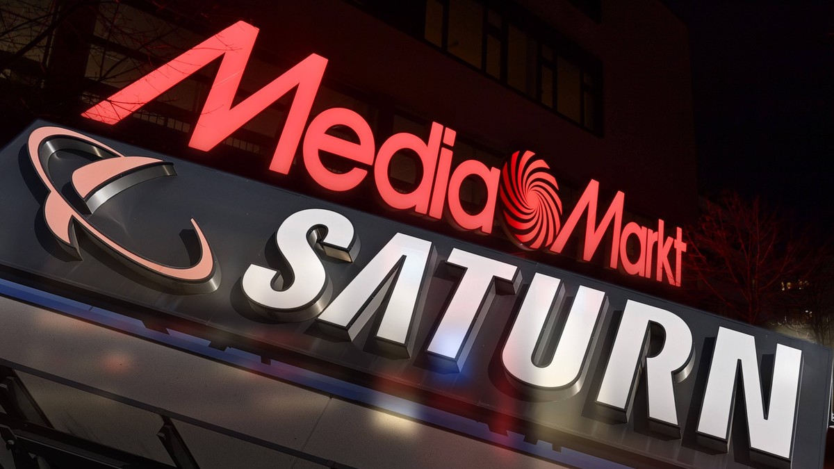 FOTOMONTAGE: Fortgeschrittene Verhandlungen: MediaMarkt und Saturn vor Uebernahme aus ChinaMedia-Saturn ist Betreiber einer deutschen Elektronik-Fachmarktkette, die zugleich die groesste Europas ist.  ...