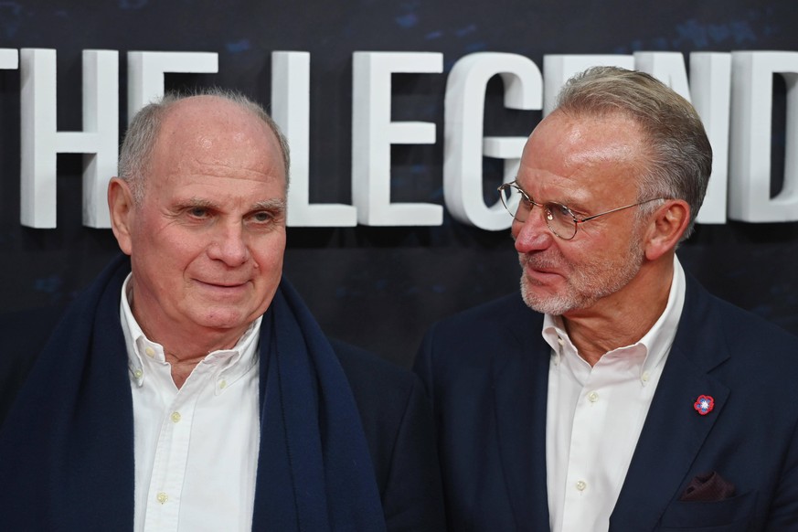 Uli Hoeneß (l.) und Karl Heinz Rummenigge bei der Premiere der neuen Amazon-Dokumentation