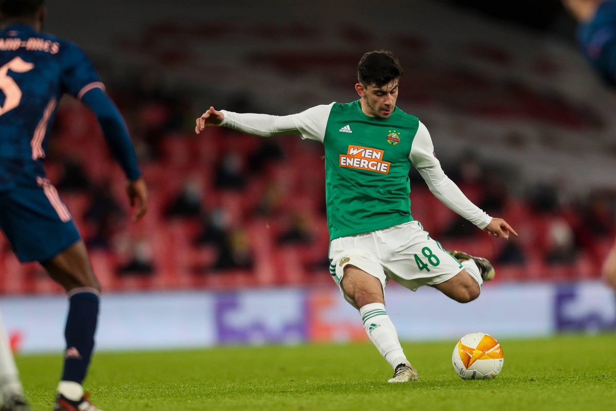 SOCCER - EL, Arsenal vs Rapid LONDON,ENGLAND,03.DEC.20 - SOCCER - UEFA Europa League, group stage, Arsenal FC vs SK Rapid Wien. Image shows Yusuf Demir Rapid. PUBLICATIONxINxGERxHUNxONLY GEPAxpictures ...