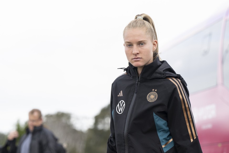 21.07.2023, Australien, Tuggerah: Fu�ball: WM, Frauen, Training des deutschen Nationalteams: Janina Minge. (zu dpa: �Entscheidung am Wochenende: Minge als Backup bereit�) Foto: Sebastian Christoph Gol ...