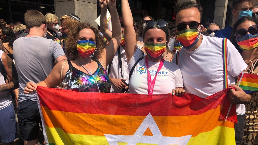 Der Verein Keshet besucht auch jedes Jahr gemeinsam den Christopher Street Day.