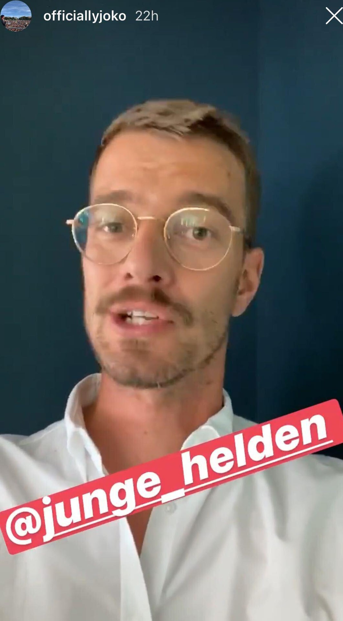 Hier hat der Moderator den Verein markiert, den Post aber nicht als unbezahlte Werbung kekennzeichnet.