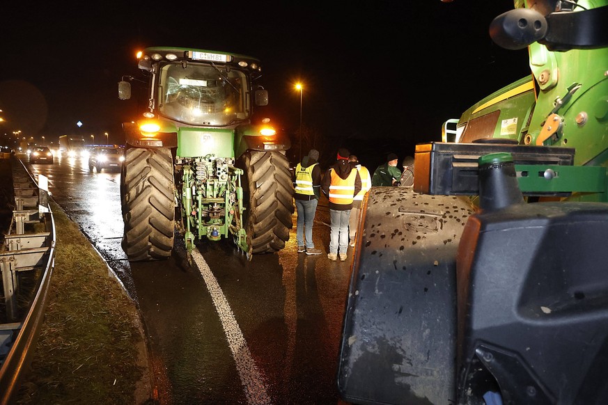 Bauerndemo 21.12.2023, Chemnitz, Autobahnauffahrt Chemnitz Mitte, Leipziger Stra