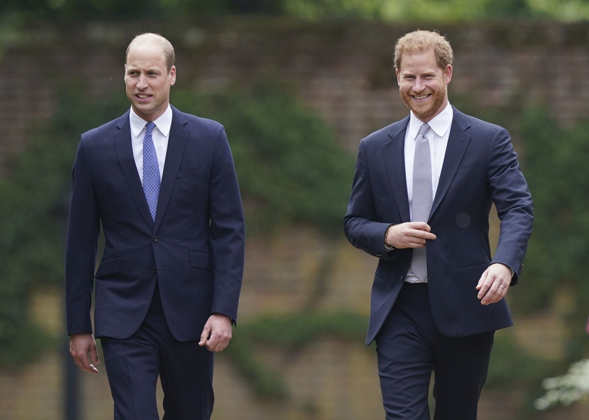 Britain&#039;s Prince William and Prince Harry arrive for the statue unveiling on what woud have been Princess Diana&#039;s 60th birthday, in the Sunken Garden at Kensington Palace, London, Thursday J ...