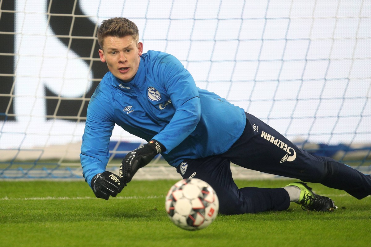 Alexander Nübel, 22, erhält derzeit den Vorzug gegenüber Ralf Fährmann.&nbsp;