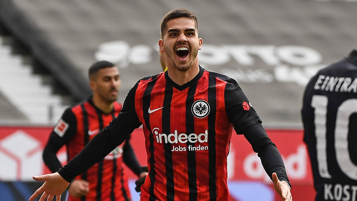 20.03.2021, xjhx, Fussball 1.Bundesliga, Eintracht Frankfurt - 1.FC Union Berlin emspor, v.l. Andre Silva Eintracht Frankfurt, Goal scored, Tor zum 1:0, celebrate the goal, Torjubel , Jubel, jubeln, j ...