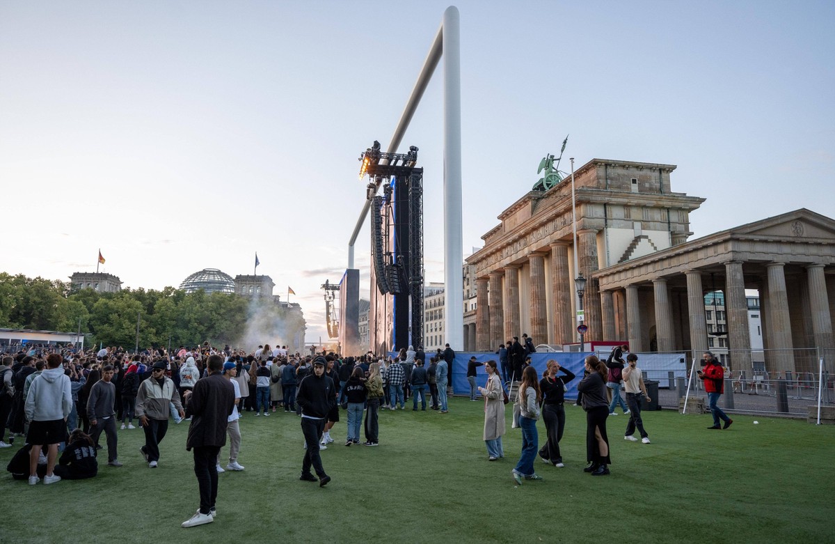 Fussball, Herren, Saison 2023/2024, EM 2024 in Deutschland, Eröffnung der Fanzone am Brandenburger Tor in Berlin, 12.06. 2024, *** Football, Men, 2023 2024 season, European Championship 2024 in German ...