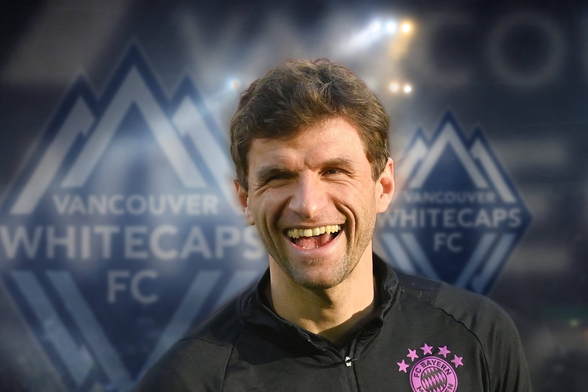 FOTOMONTAGE:Thomas MUELLER zieht es offenbar nach Kanada-Verhandlungen mit den Vancouver Whitecaps laufen *** PHOTOMONTAGE Thomas MUELLER apparently moves to Canada Negotiations with the Vancouver Whi ...