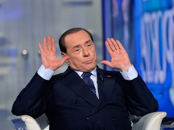 TV-Sendung Iceberg 25.04.2014 Silvio Berlusconi

TV Consignment ICEBERG 25 04 2014 Silvio Berlusconi