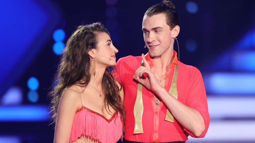 COLOGNE, GERMANY - MAY 05: Ekaterina Leonova and Timon Krause react on stage during the 10th &quot;Let&#039;s Dance&quot; show at MMC Studios on May 05, 2023 in Cologne, Germany. (Photo by Andreas Ren ...