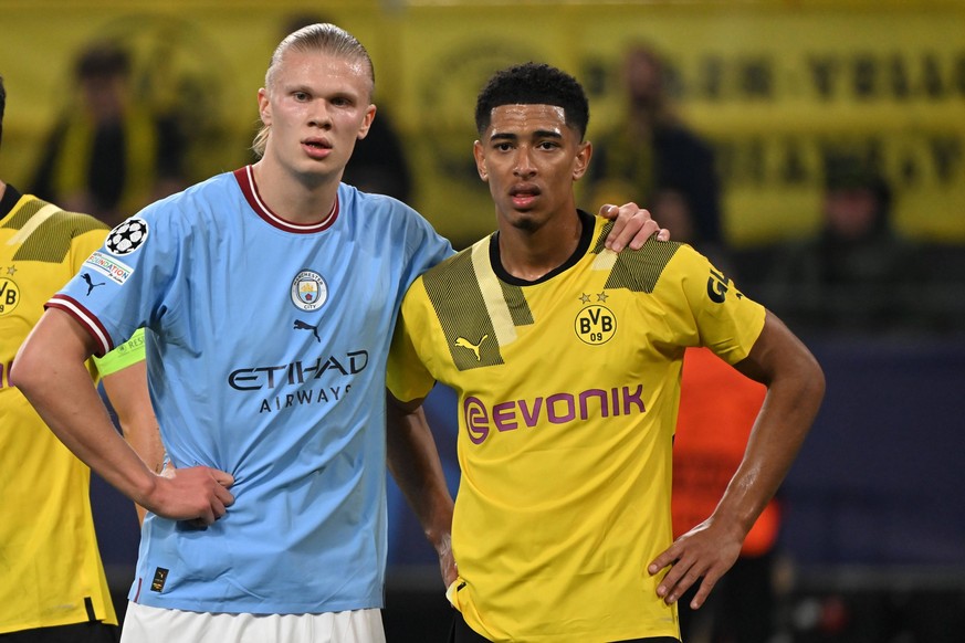 Dortmund, Signal Iduna Park, 25.10.22, GER, Herren, UEFA Champions League, Saison 2022-2023, Borussia Dortmund - Manchester City Bild: v.li.Erling Haaland Manchester City und Jude Bellingham Dortmund  ...