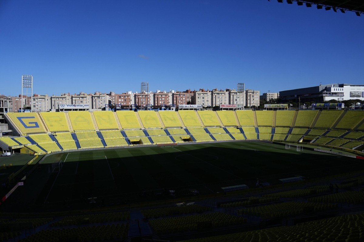 UD Las Palmas v FC Barcelona, Barca - La Liga EA Sports General view of stadium prior during the LaLiga match between UD Las Palmas and FC Barcelona at Estadio Gran Canaria on February 22, 2025 in Las ...