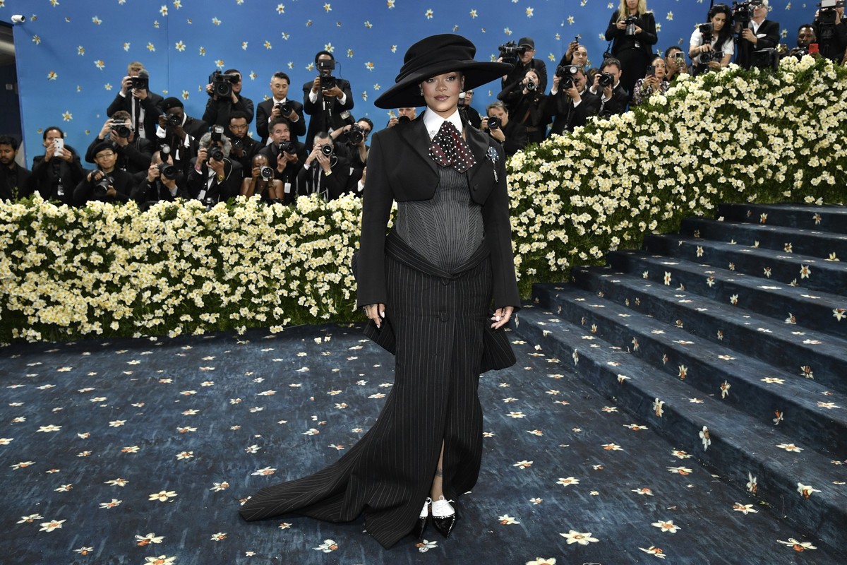 dpatopbilder - 05.05.2025, USA, New York: Rihanna kommt zur Benefizgala des Costume Institute des Metropolitan Museum of Art (The Met) zur Eröffnung der Ausstellung «Superfine: Tailoring Black Style». ...